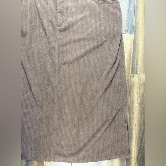 Cider Plus Size 2X Brown Corduroy Midi Maxi High Waisted Skirt Pockets - Picture 4 of 11